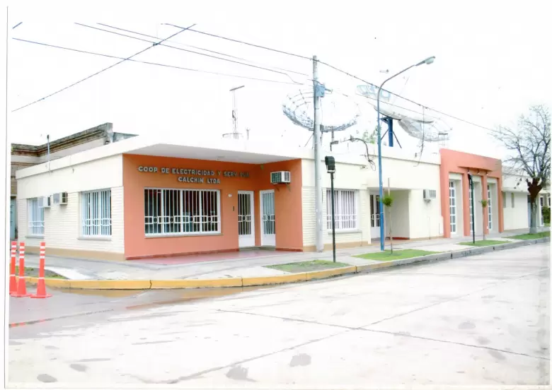 Cooperativa de Electricidad Obras y Servicios P�blicos de Calch�n Limitada