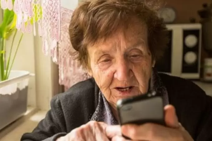 Adultos- tecnolog�a