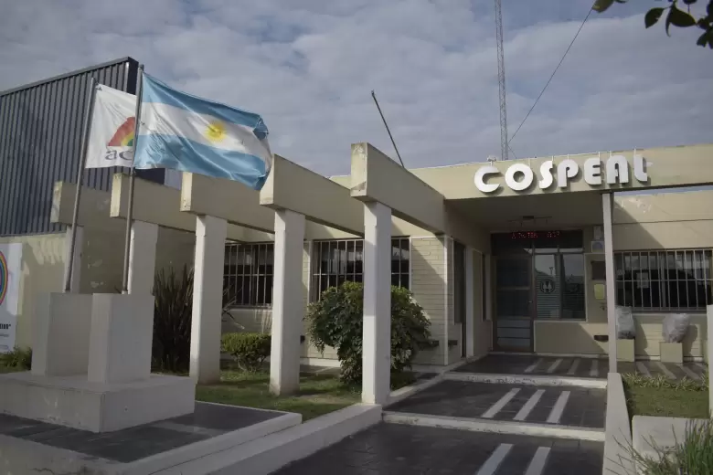 Cooperativa de Obras y Servicios P�blicos El Ara�ado