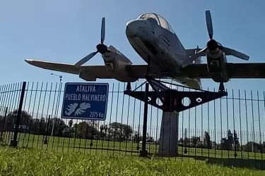 Monumento en honor a los Ca�dos en Malvinas Ataliva