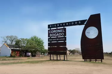 Entrada a Coronel Bogado desde El Chapuy